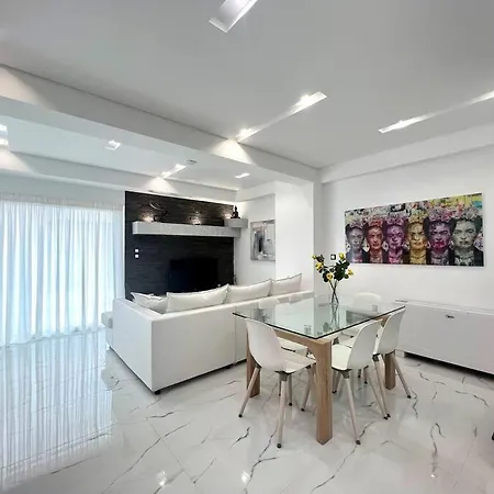 Evilion Maisonette In Apartment
