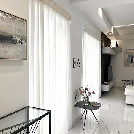 Evilion Maisonette In * Athens